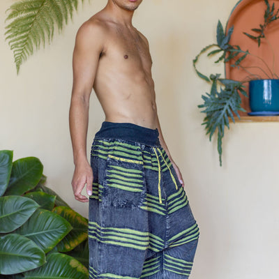 Harem pants With Shreddings
