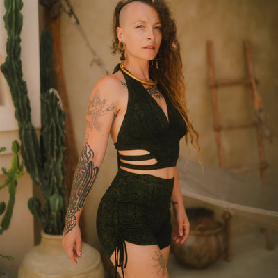 Jungle Heat Yoga Shorts Green Geo-leaf