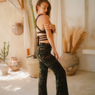 Wild-Flare Dark Green Serpent