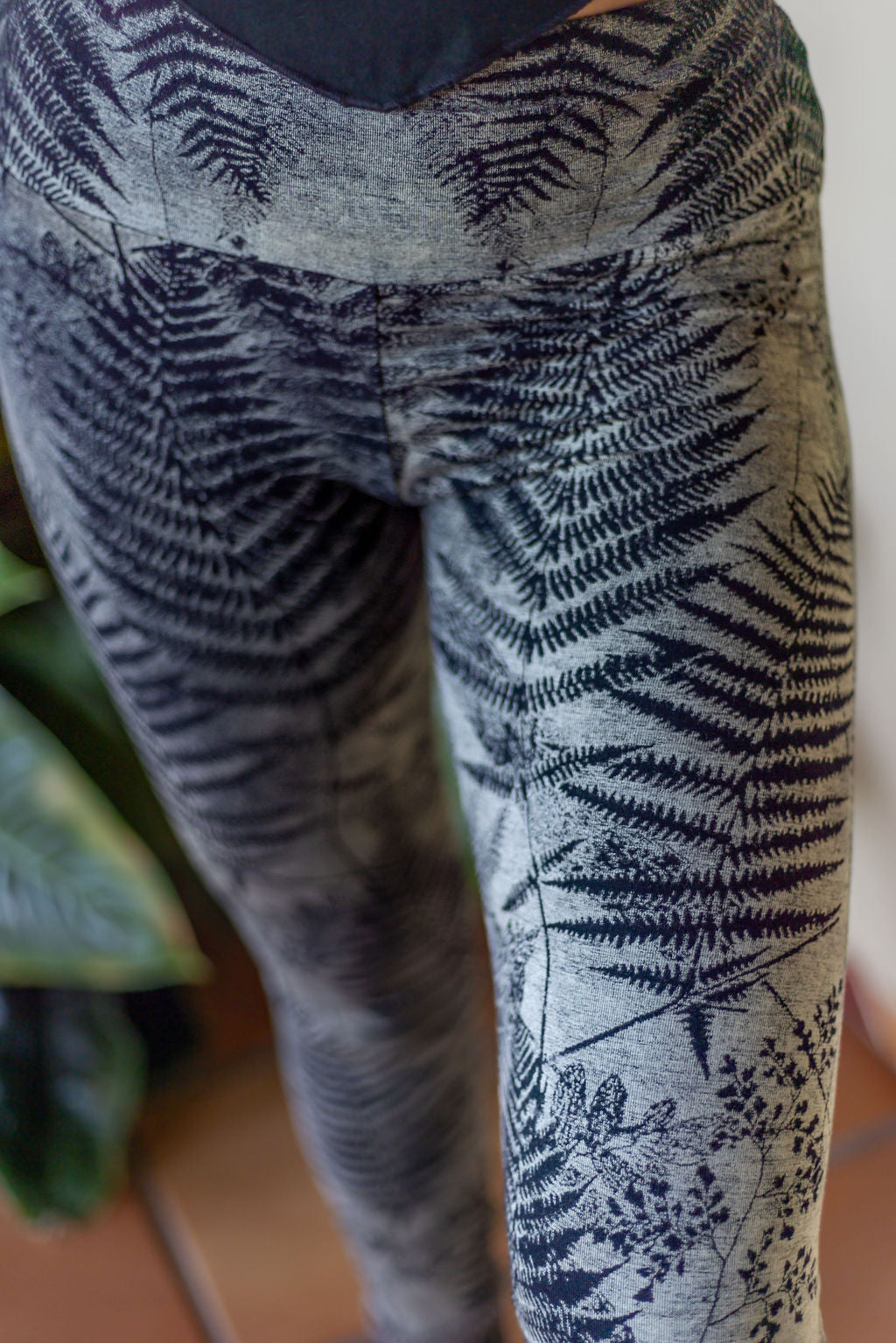 Serpentess Leggings Silver Fern