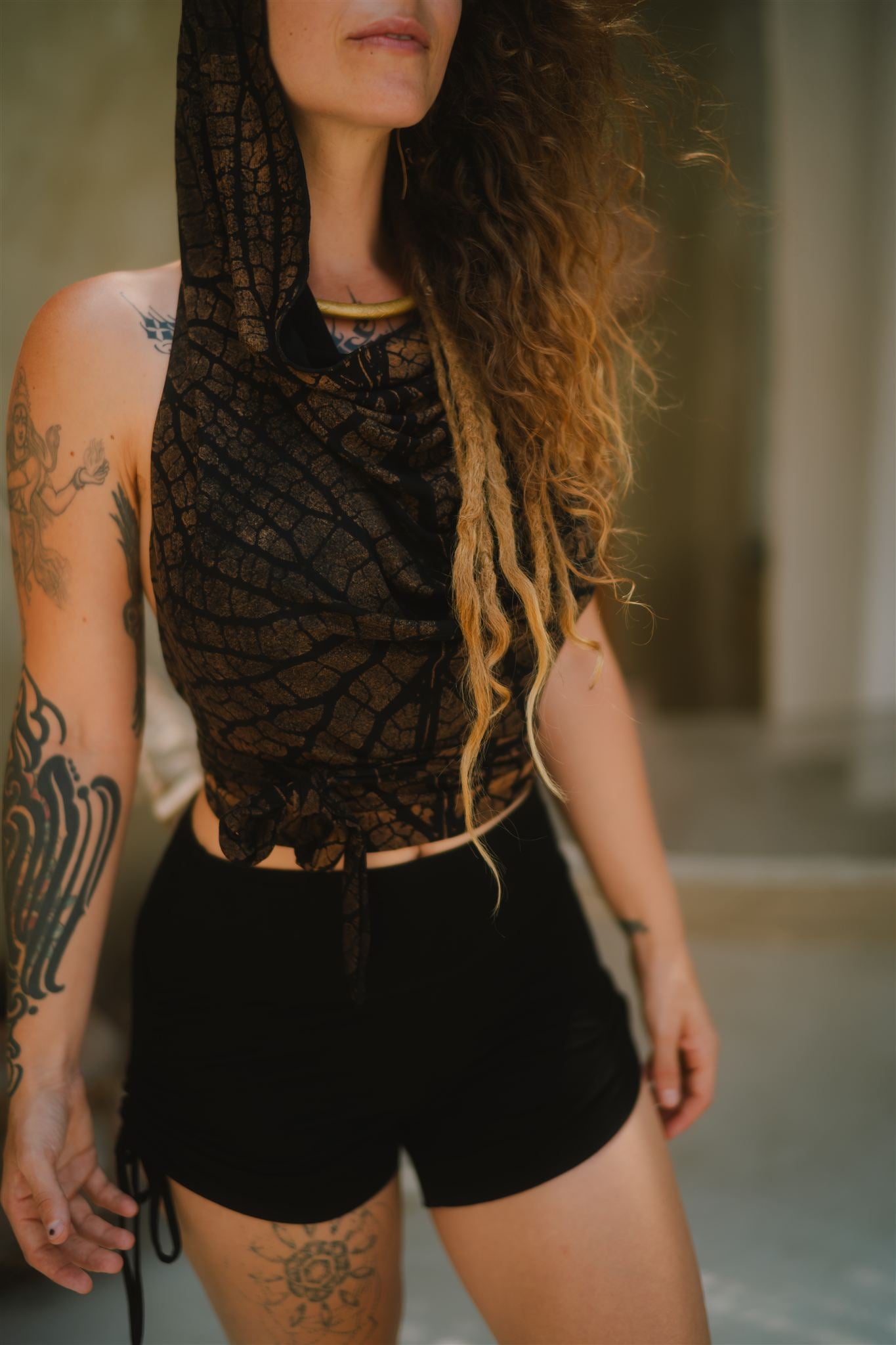 Cobra Hood Top Brown Leaf