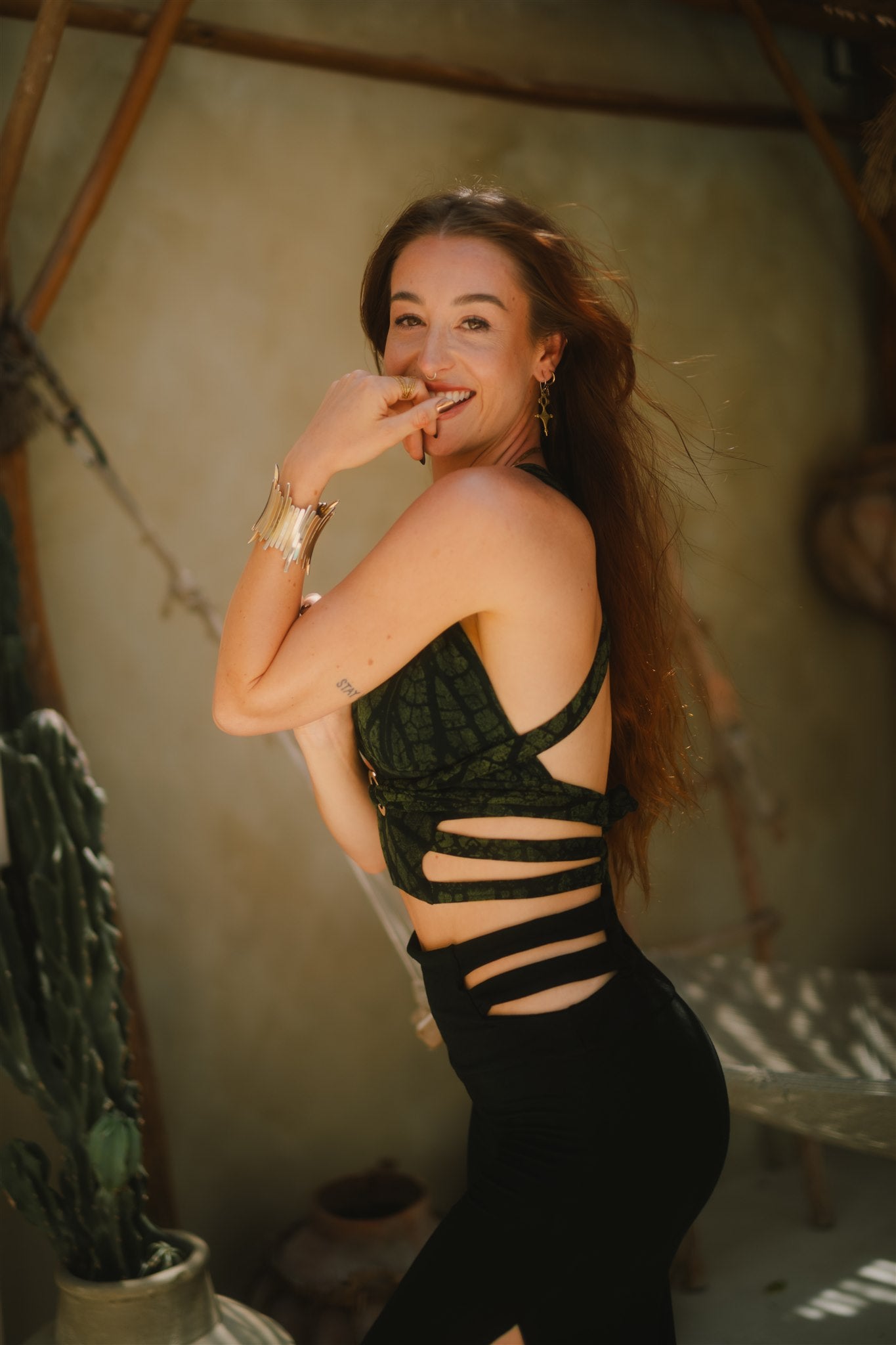 Panthera Top Green Leaf