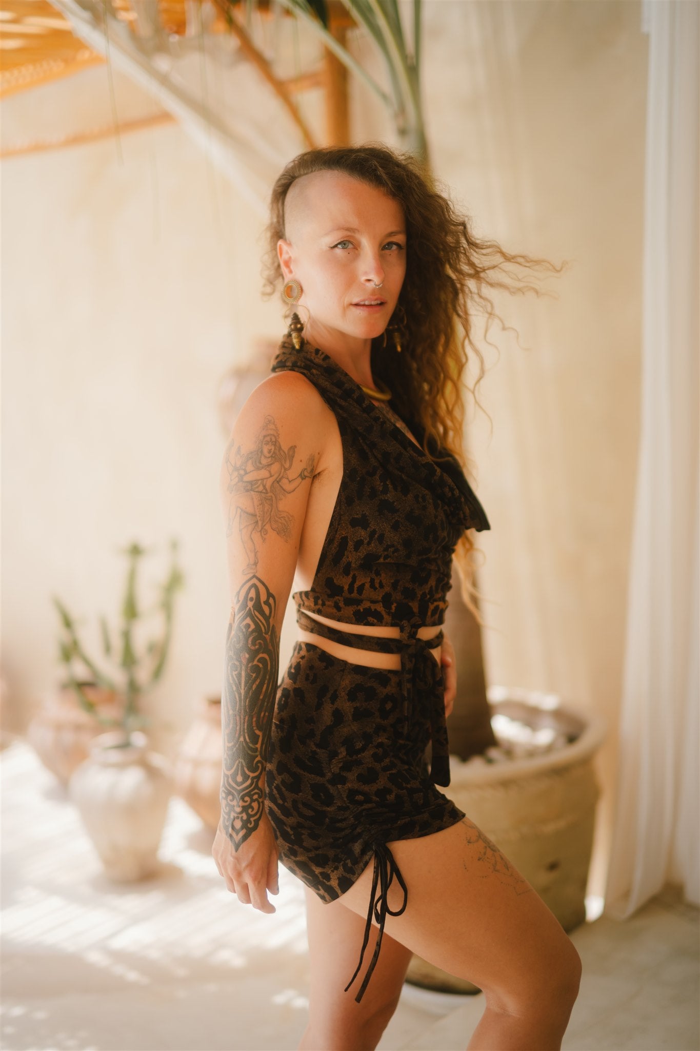 Jungle Heat Yoga Shorts Leopard