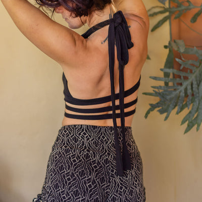 Jungle Heat Yoga Shorts Silver SacGrid