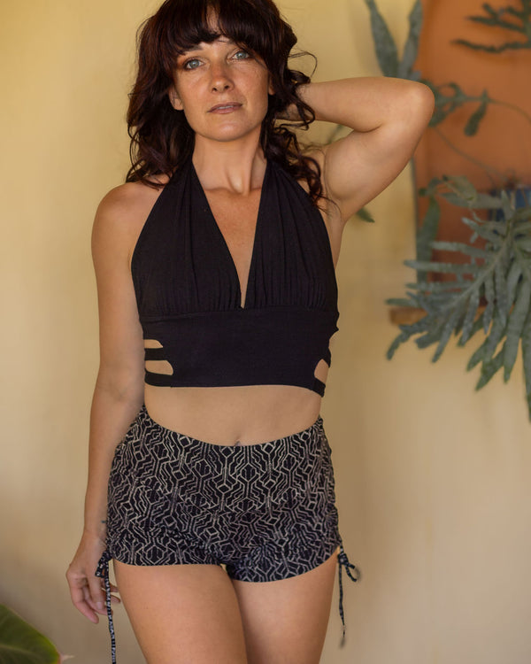 Jungle Heat Yoga Shorts Silver SacGrid